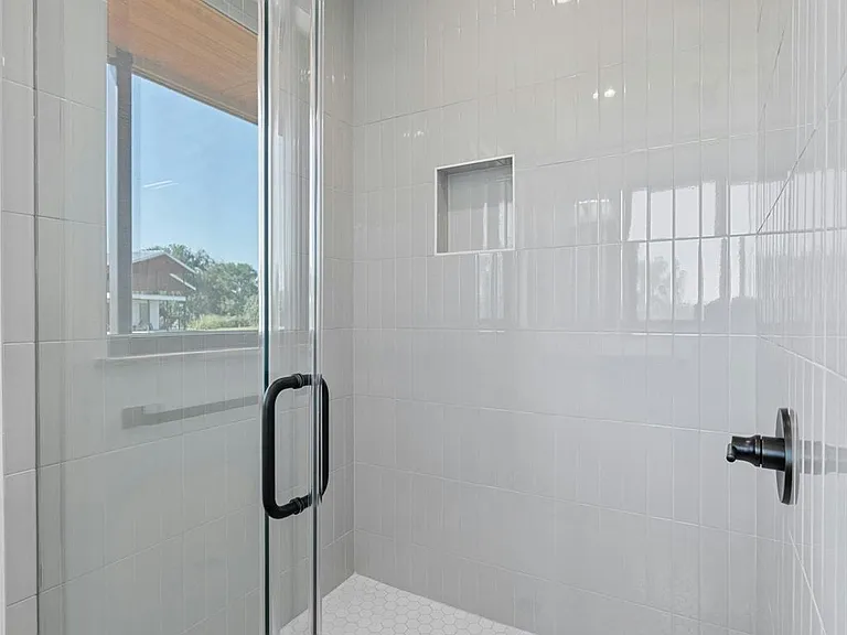 1802 Man O War Dr — Photo 20