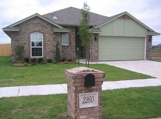 2260 Peacock Dr, Edmond, OK 73012