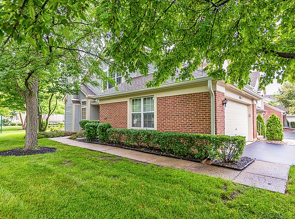 2nd image of 426 Cromwell Cir Unit 1