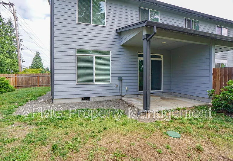 10703 NE 70th St #1 — Photo 31