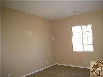 Den/office could easily convert to 4th bedroom by adding double doors and closet!