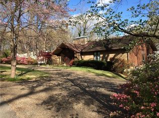 111 Suttle Dr, Springdale, AR 72764