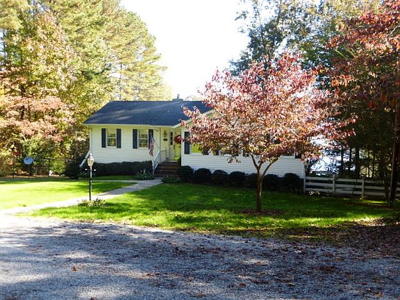 4th image of 122 N Don Haven Dr
