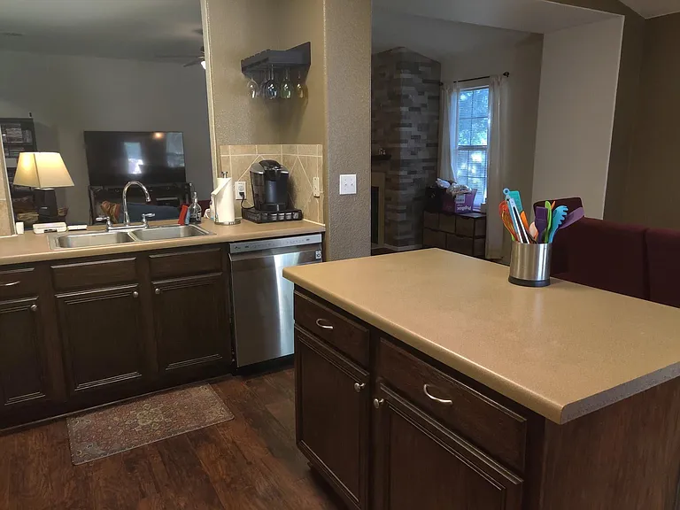 6400 Ken Caryl Dr — Photo 11