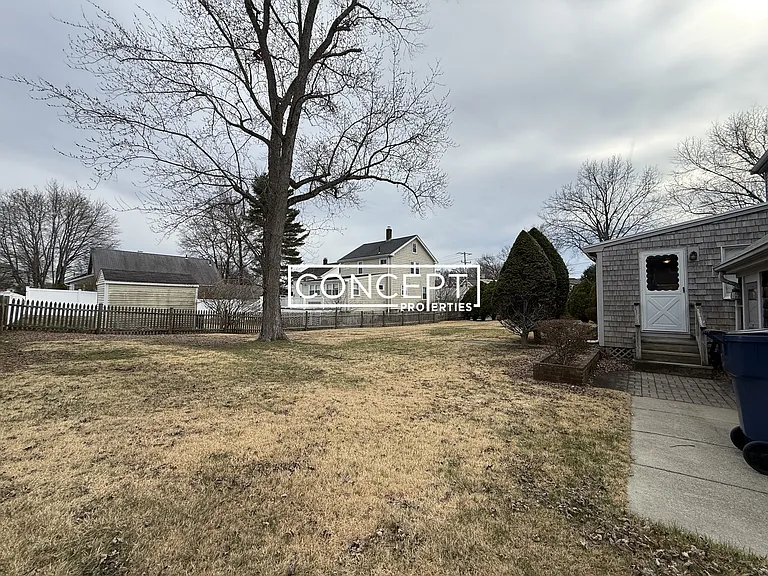 1055 Keith St — Photo 14