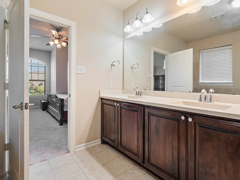 1016 Lone Ivory Trl — Photo 21