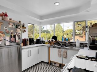 1715 Selby Ave, Los Angeles, CA 90024