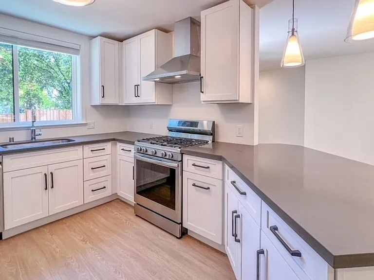 244 Foothill Blvd — Photo 15