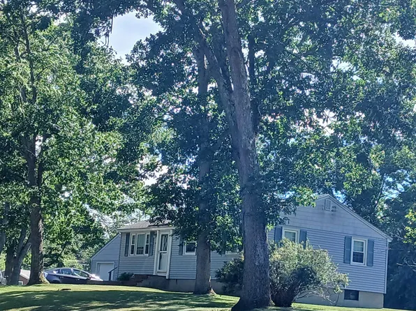 33 GENERAL PULASKI DRIVE, Salem, NH 03079