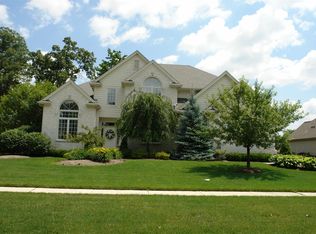 3357 Charter Oak Dr, Maumee, OH
