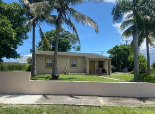 1221 15th Ave S, Lake Worth, FL 33460
