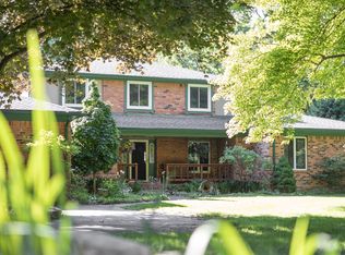 1125 Concord Rd, Rochester Hills, MI 48309