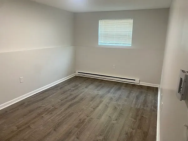 75 vine st — Photo 2