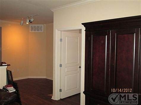 2nd image of 330 Las Colinas Blvd #242