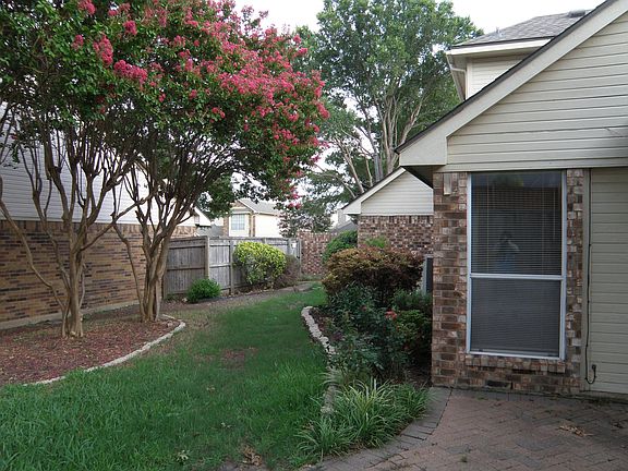 3rd image of 4641 Orwell Dr