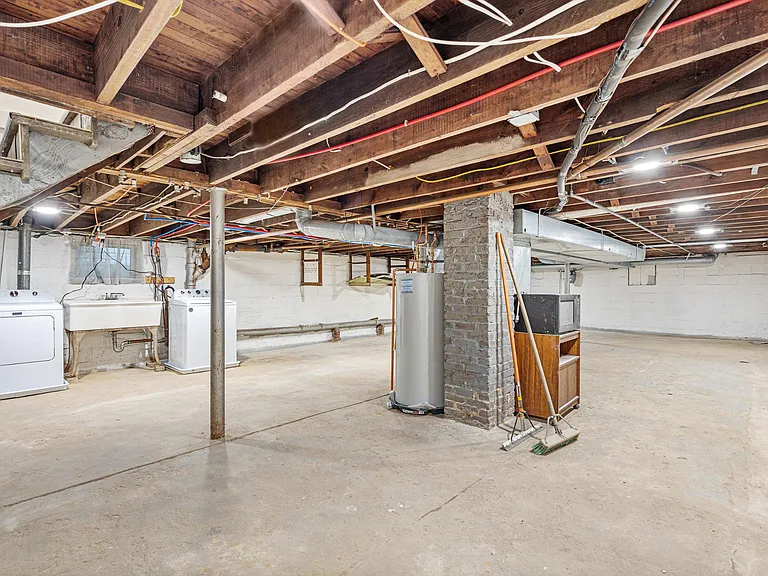126 Estaugh Ave — Photo 23