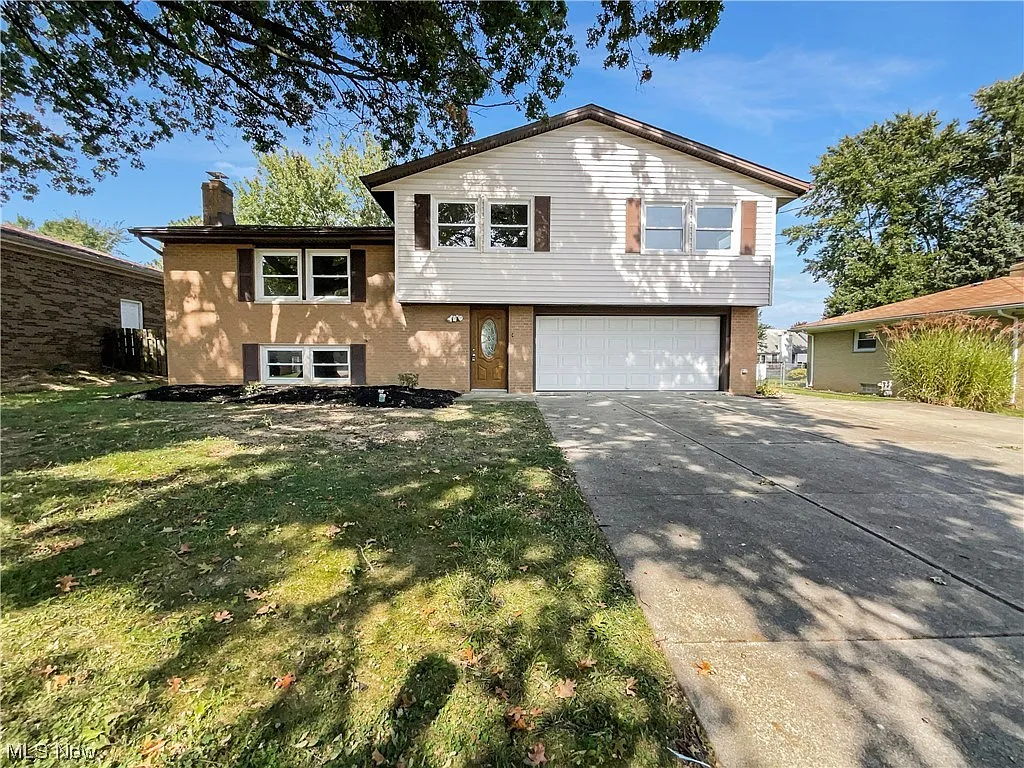 4171 Dennis Ln photo 1