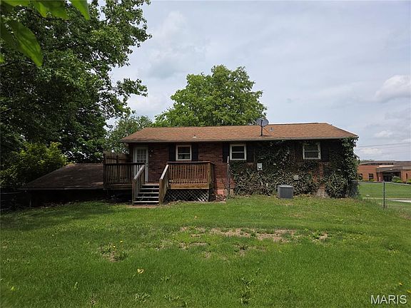 3rd image of 2228 Vadalabene Dr