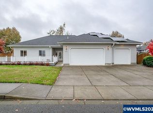 326 NE Berry St, Sublimity, OR 97385