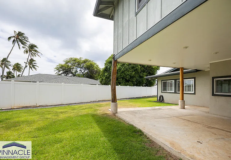 6171 Summer St — Photo 2