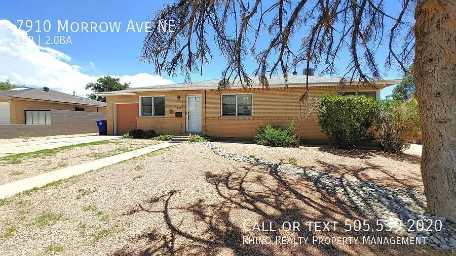 Quaint 3 Bedroom 2 Bathroom Home In The NE! — Photo 1