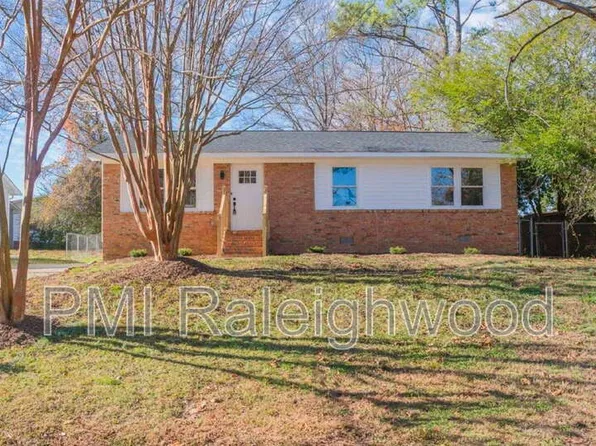 2204 Emerson Pl, Durham, NC 27707