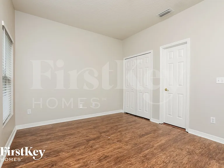 1850 Beth Ct — Photo 12
