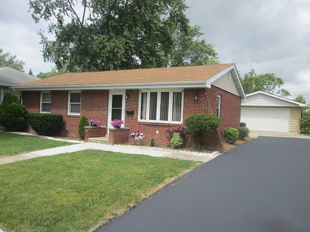 29 W 30th Pl photo 1
