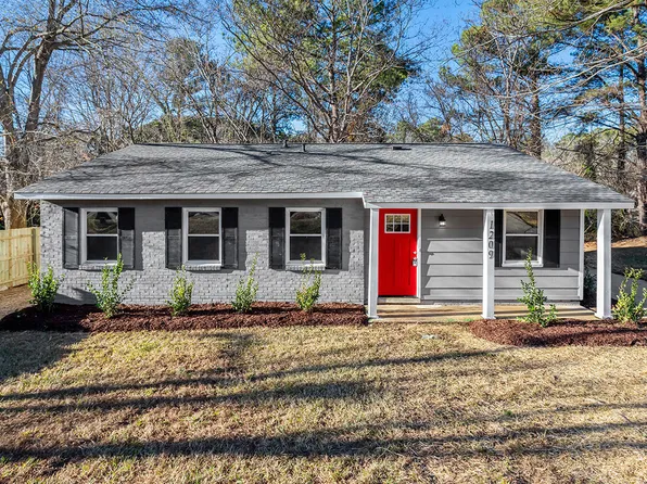1209 Hazelnut Dr, Raleigh, NC 27610