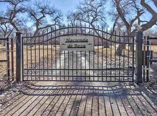 750 E Valverde Rd, Corrales, NM 87048