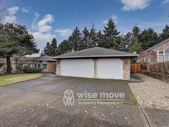 2nd image of 3704 SE 165th Ave