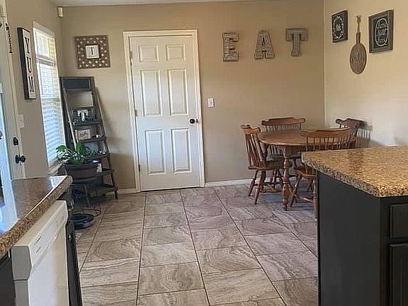 5th image of 23975 Audra Ln