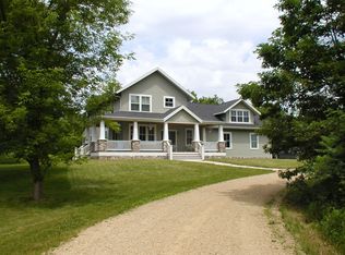 400 126th Ave, Hudson, WI 54016