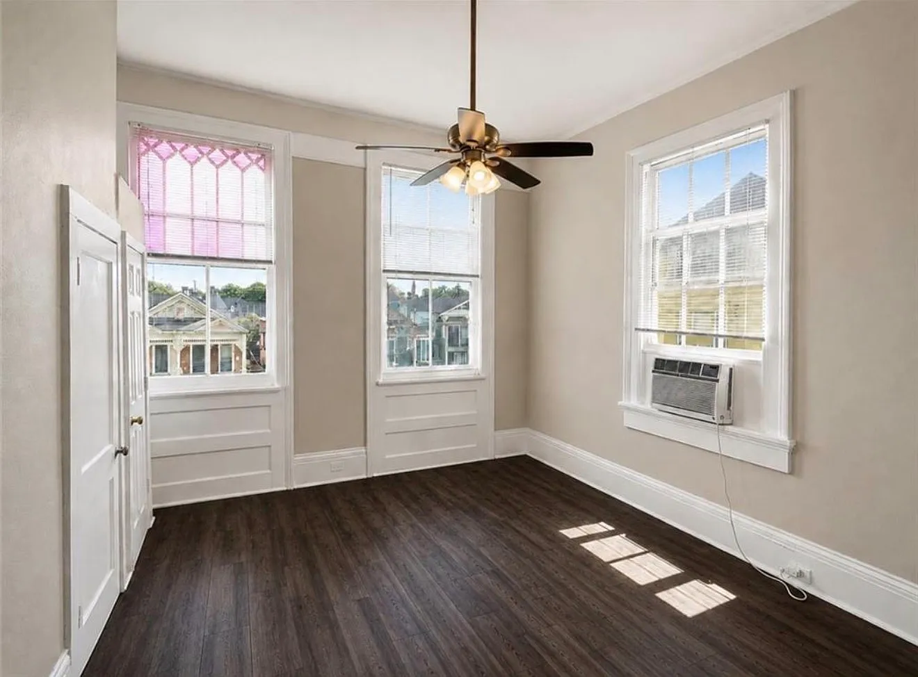 2 bed, 960 sqft, $1,325 — Photo 3