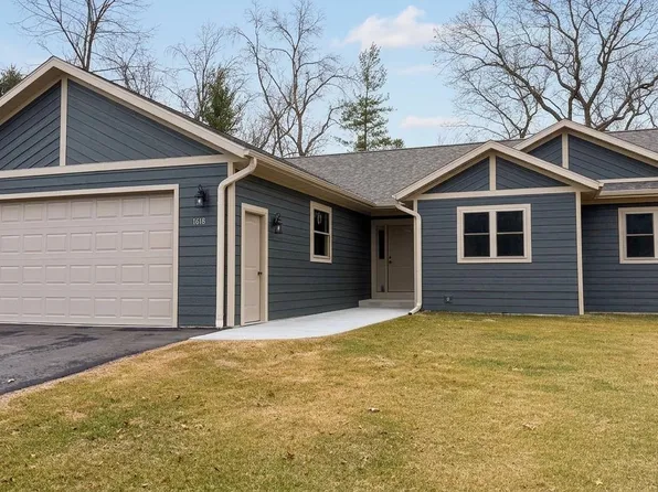 1618 Michigan Ave, Wisconsin Dells, WI 53965