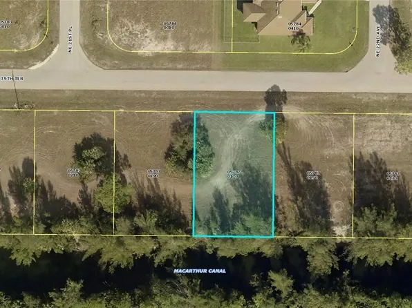2140 NE 39th Ter, Cape Coral, FL 33909