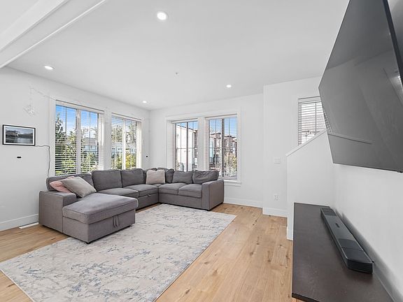 5th image of 20189 84th Ave #37