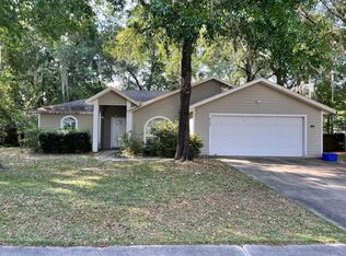 8308 SW 64th Pl, Gainesville, FL 32608