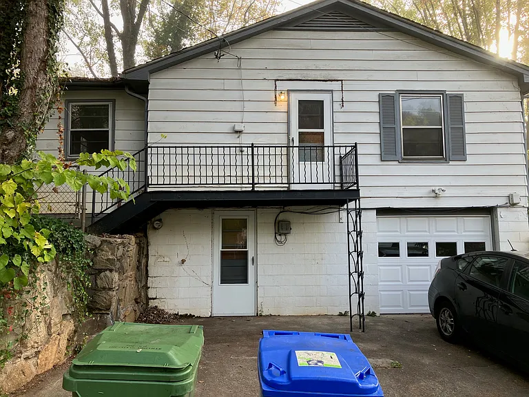 179 Sulphur Springs Rd — Photo 16
