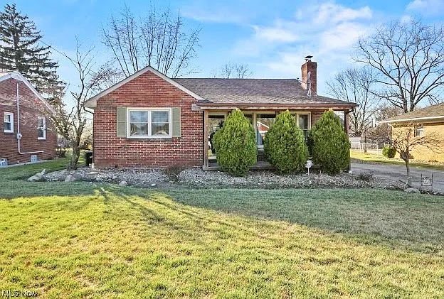 4580 New England Blvd photo 1