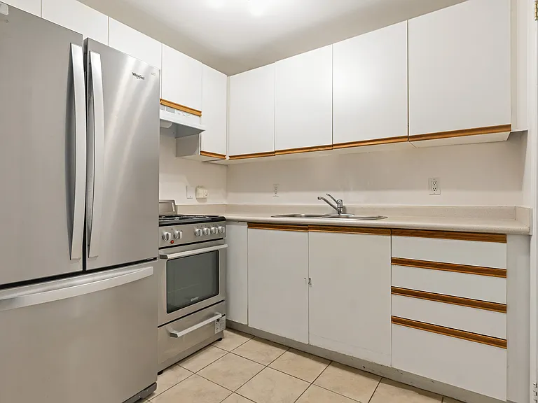 238 Campbell St #101 — Photo 9