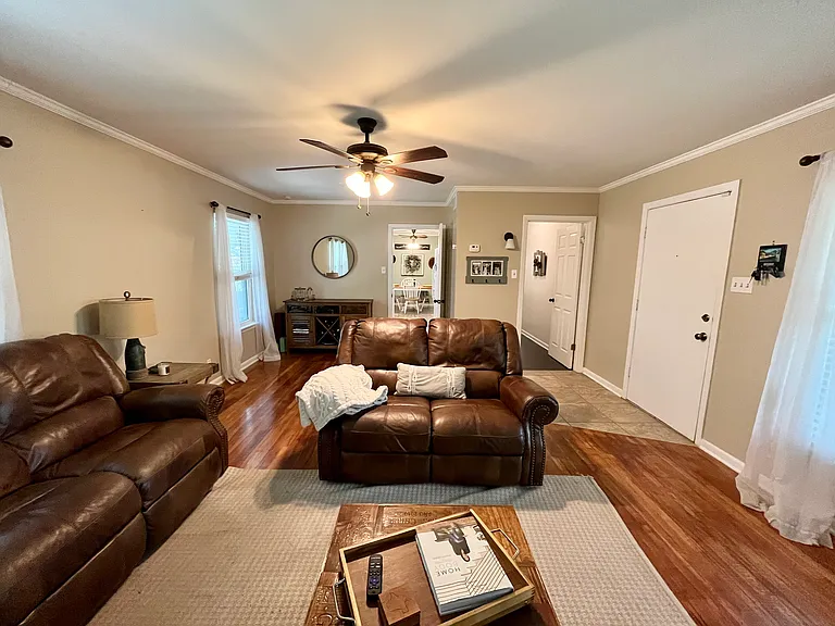 2931 Chisolm Trl — Photo 7