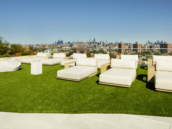 880 Atlantic Avenue image 11 of 31