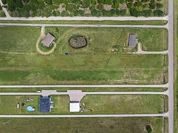 4th image of 4409 W Bayshore Rd