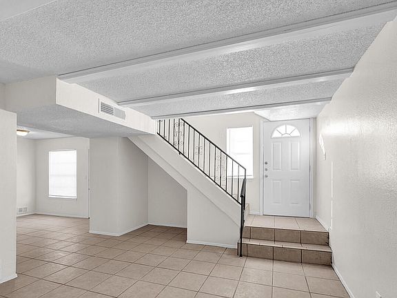 3rd image of 11100 Vista Lago Pl #B