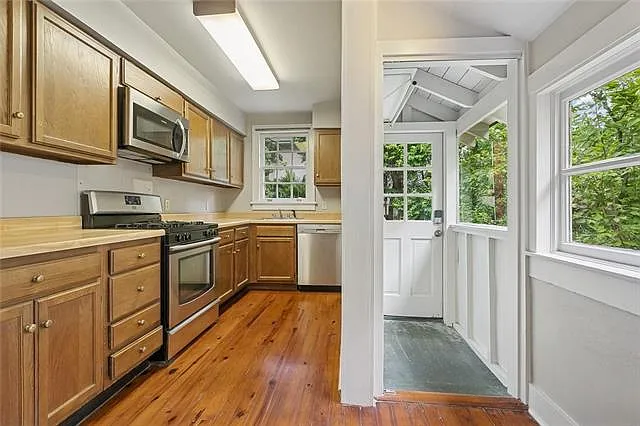 1 bed, 1.0 bath, 900 sqft, $1,450 — Photo 4