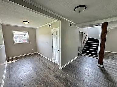 4th image of 203 N Lake Dr