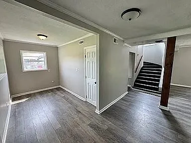 203 N Lake Dr — Photo 4