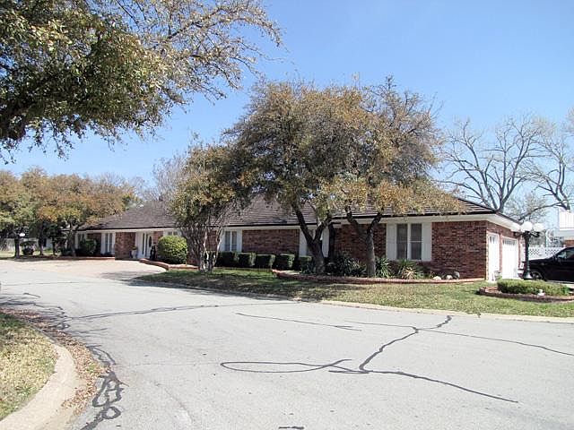 1st image of 8608 Greentree Ct