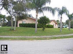 6903 Bramblewood